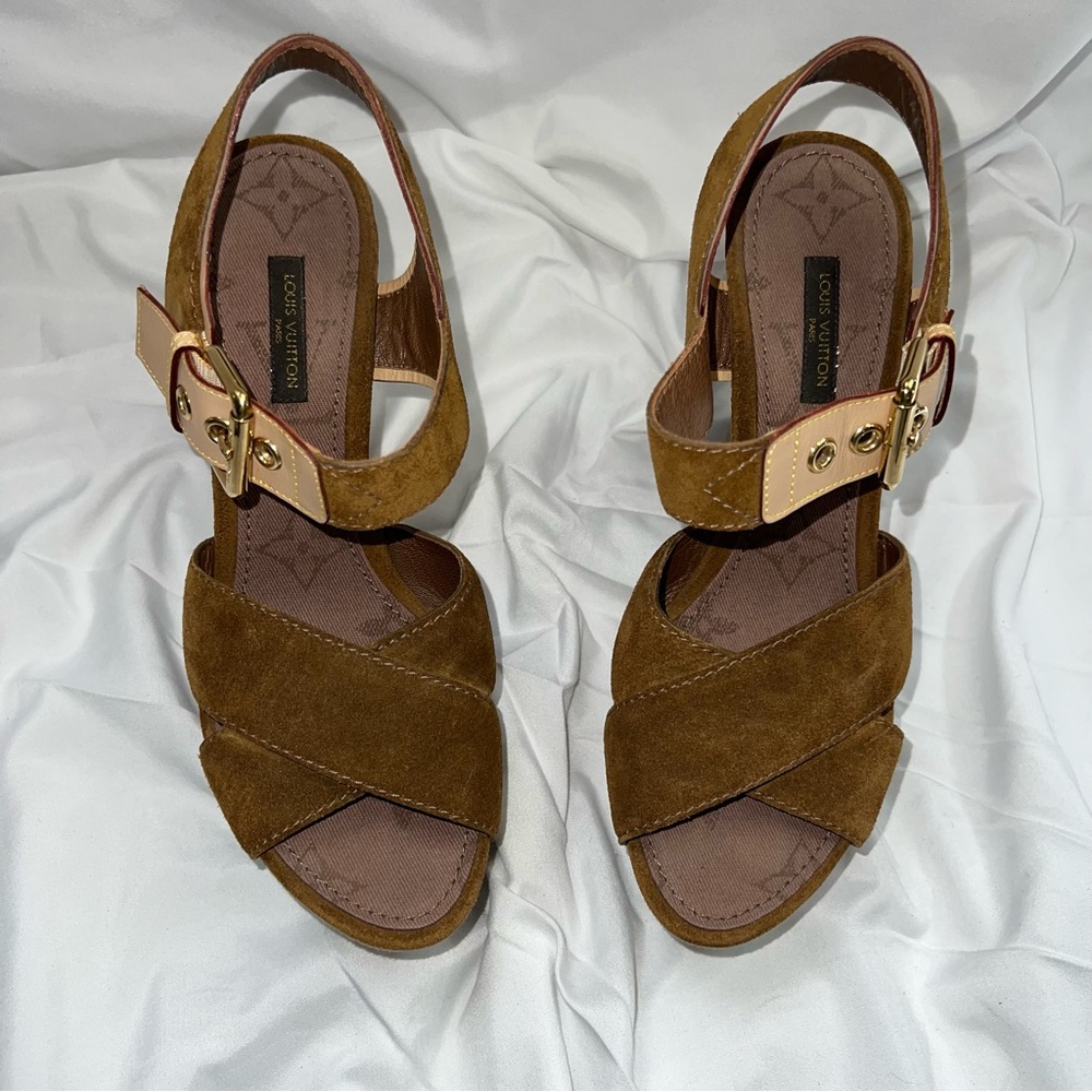 Louis Vuitton logo print cruise collection wedge Sole Sandals